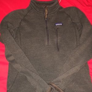 Patagonia quarter zip up sweater
